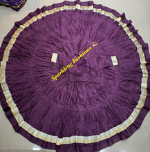 Load image into Gallery viewer, Beautiful Lehngha Choli
